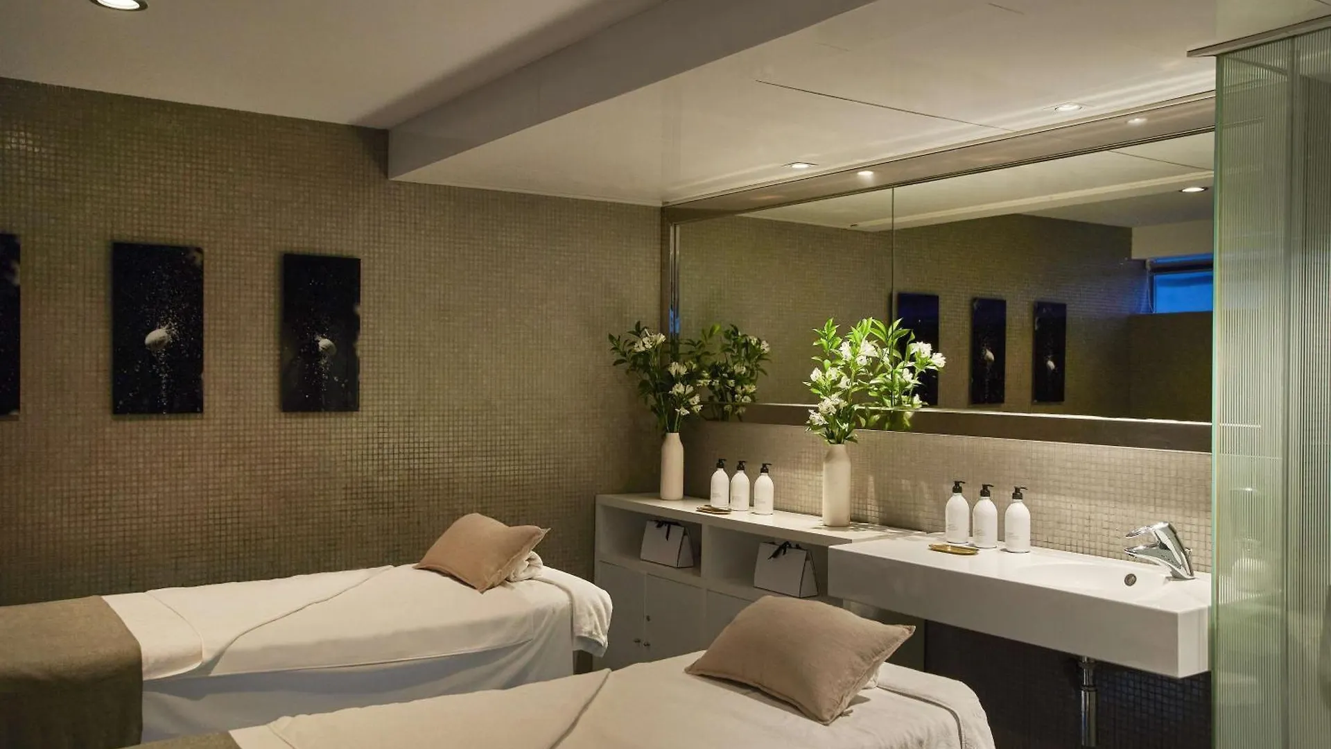 Hotel Nh Collection Barcelona Constanza 4*,  Spanien